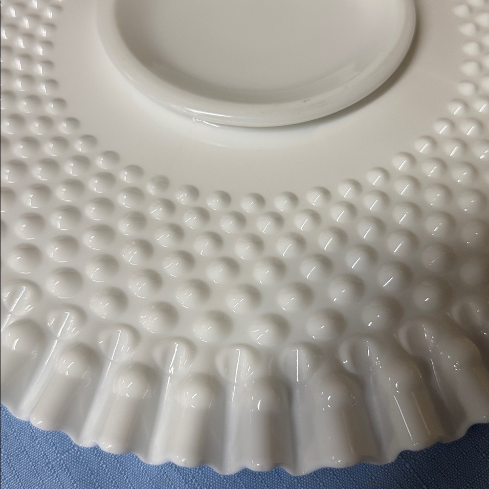 Fenton Ruffled Edge Hobnail Milk Glass Low Footed Cake Plate 13.5” diameter - Picture 5 of 5